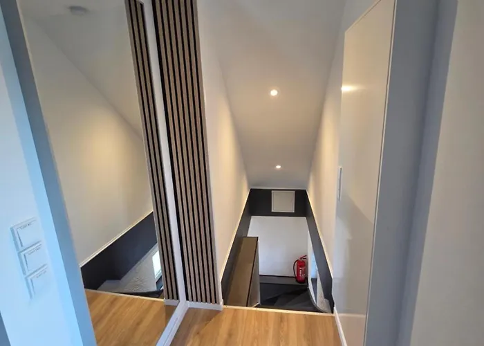 Moderne Dachgeschosswohnung Am Wald * Grossnaundorf